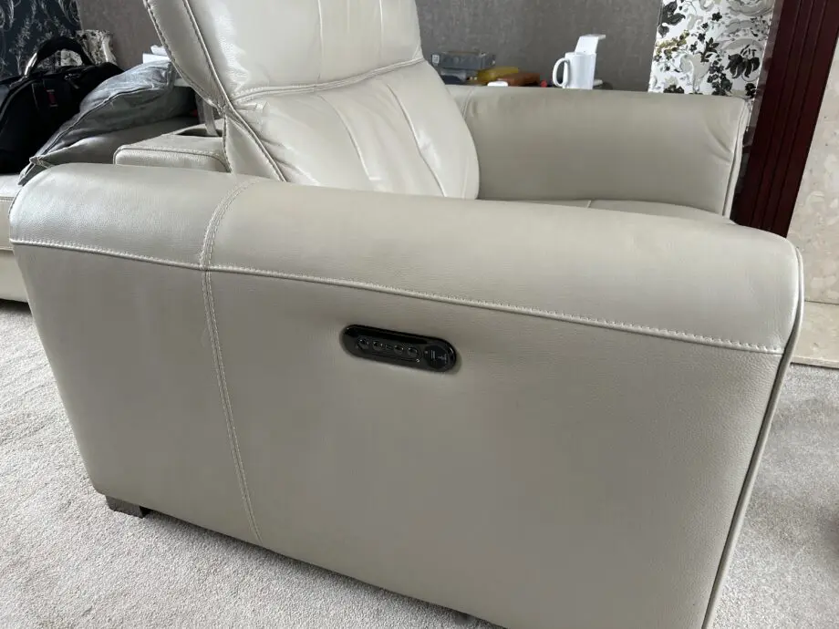 Sofology Alessio 3 seater & Chair leather in beige