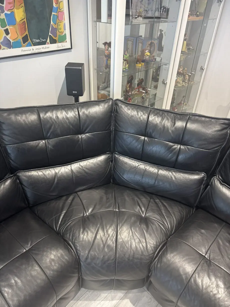 Sofology westwood black leather corner sofa with 2x power recliner and 2x USB