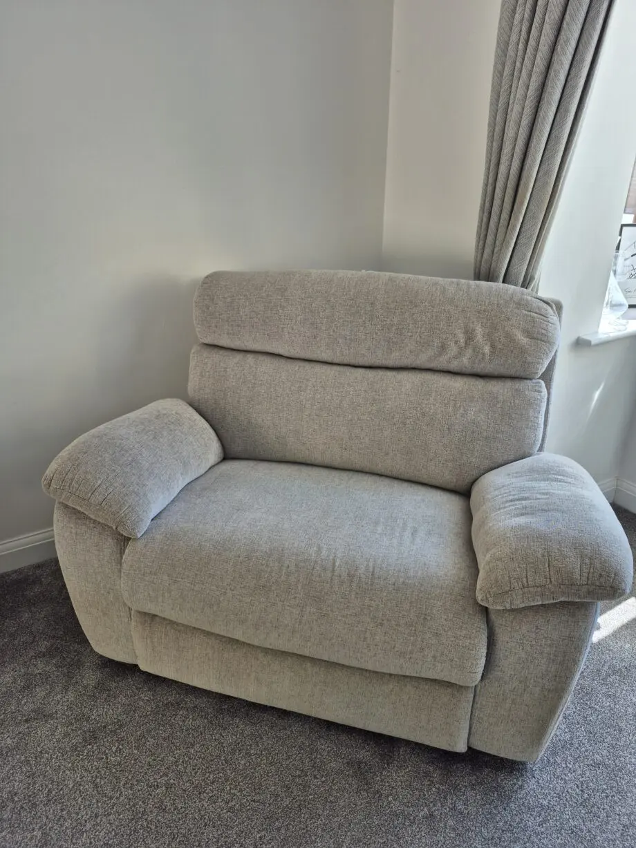 SCS Cloud Love Seat