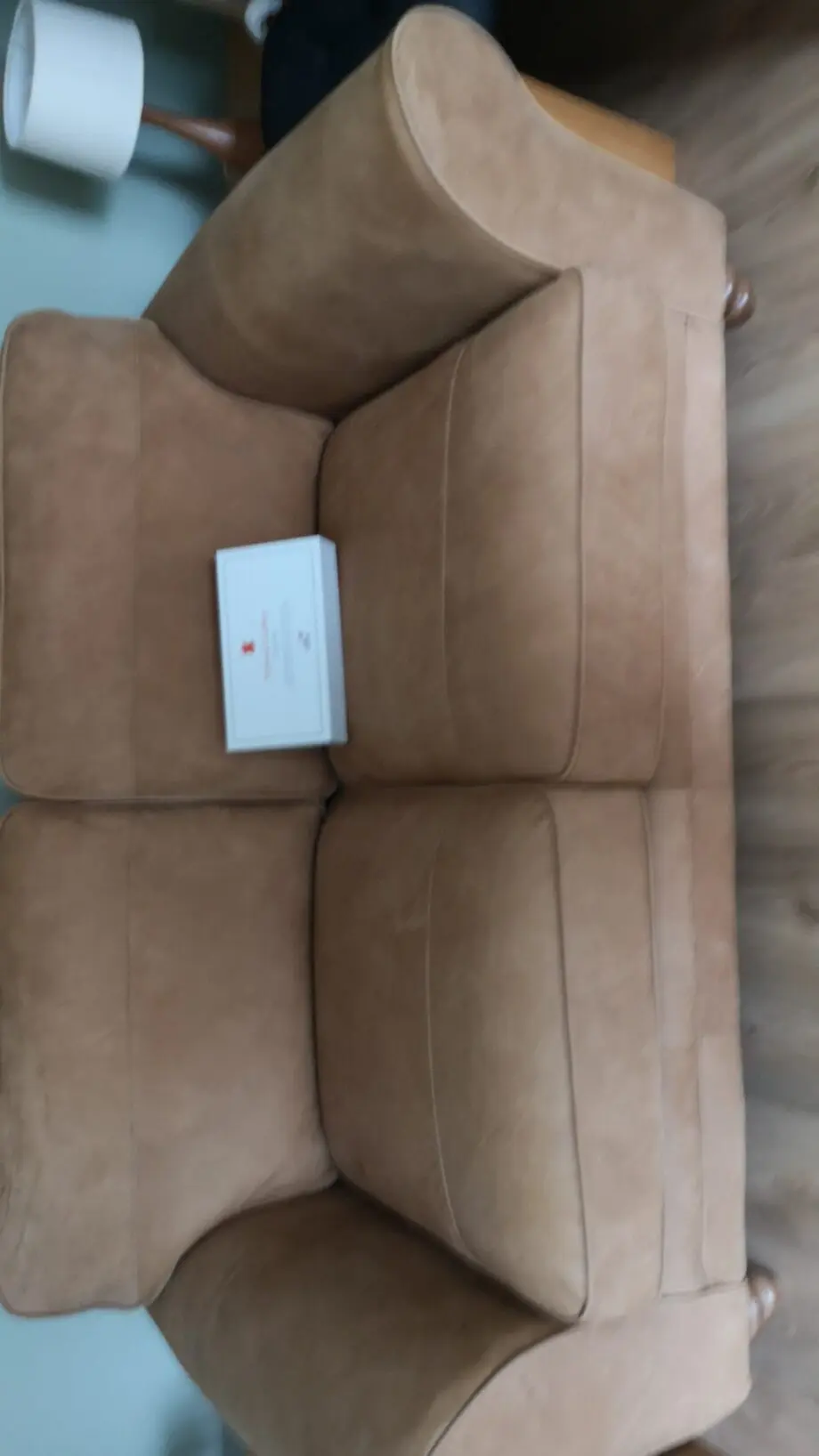 Dfs saskia tan, trim walnut