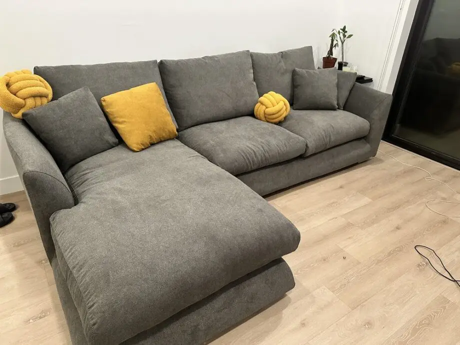 Grey Corner 4x Seater Sofa & Cash On Delivery
