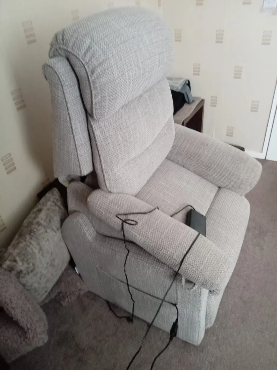 CASHMERE LAZBOY