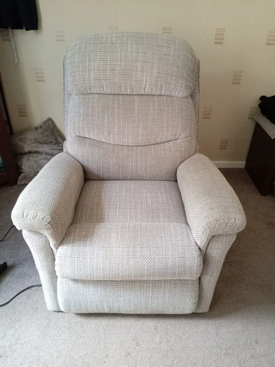 CASHMERE LAZBOY
