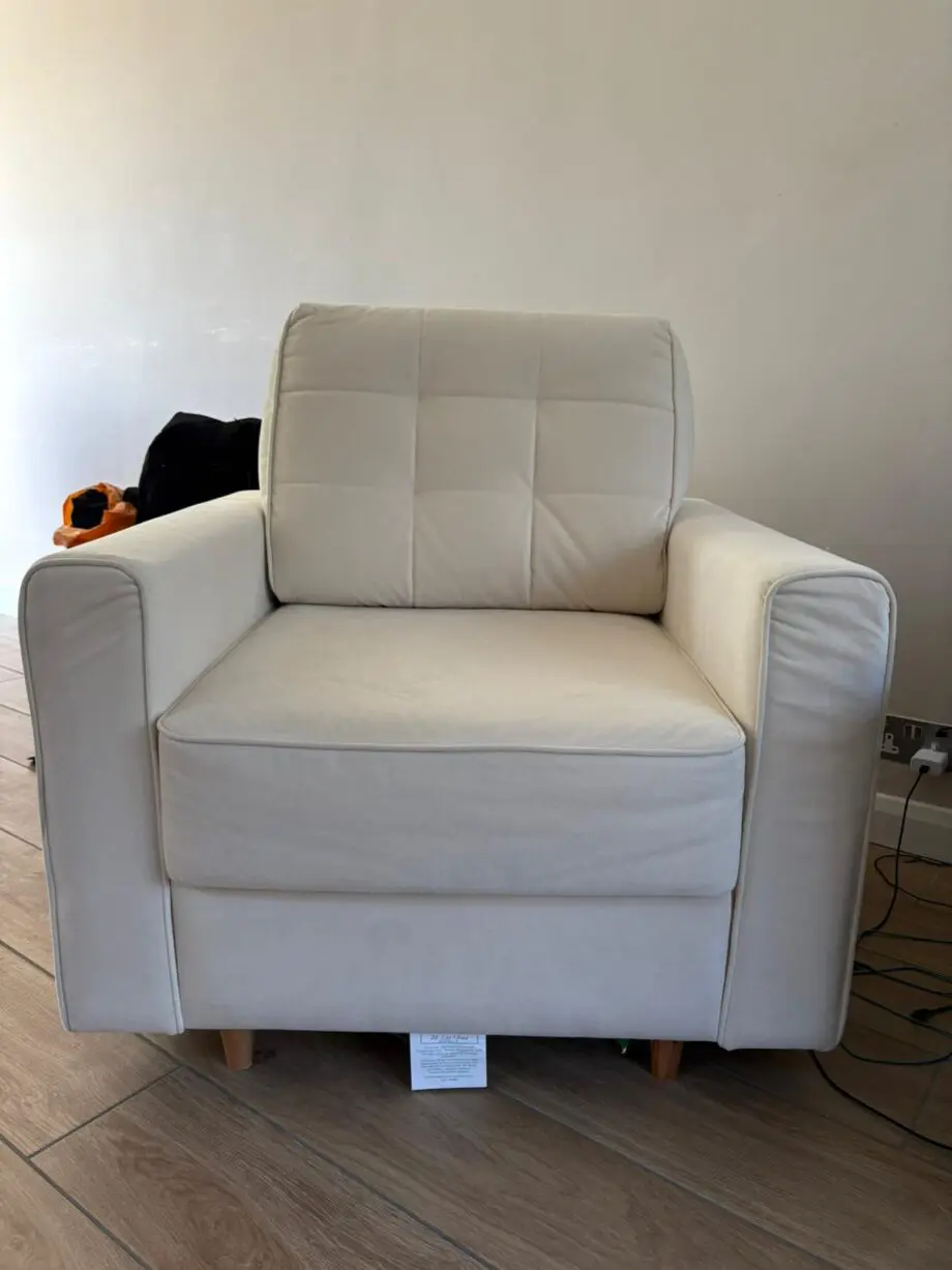 Sleep8 Amani arm chair