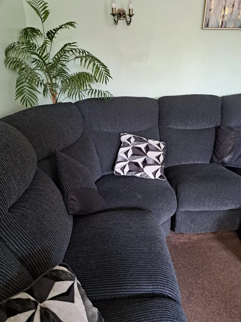 LAZYBOY 6 seater corner sofa.