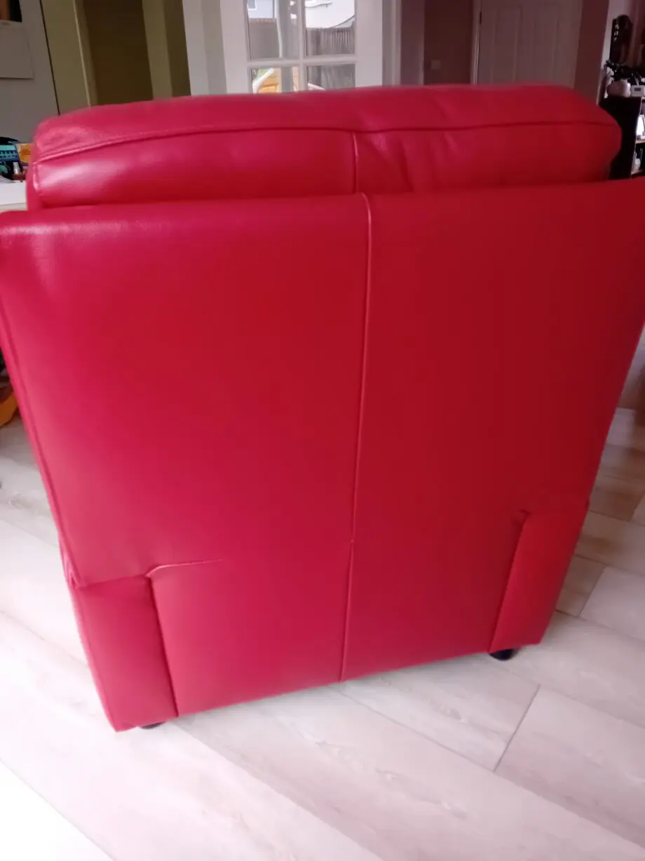 DFS Navona red leather chair