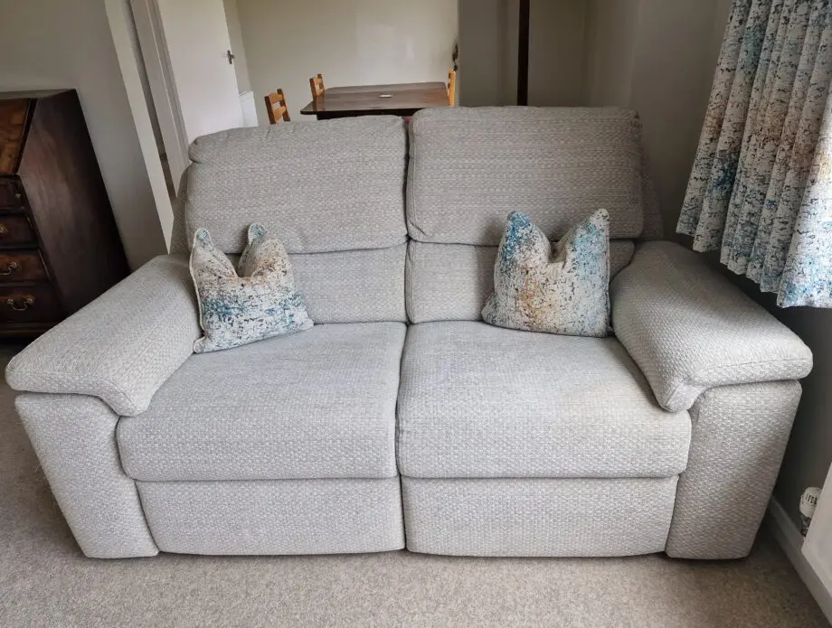 G Plan Taylor 2 seater power recliner and 3 seater sofa