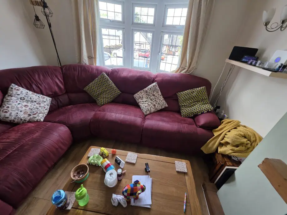 Harveys 5 Piece 7 Seater Corner Sofa. Manually Reclining.