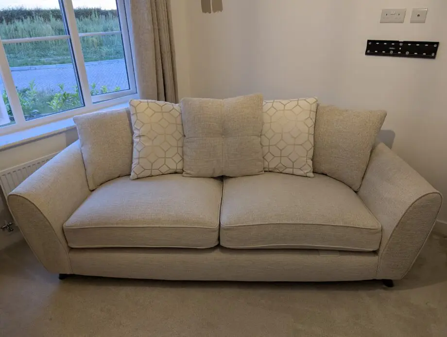 SCS Odette 4 Seater Sofa & Snuggler Chair