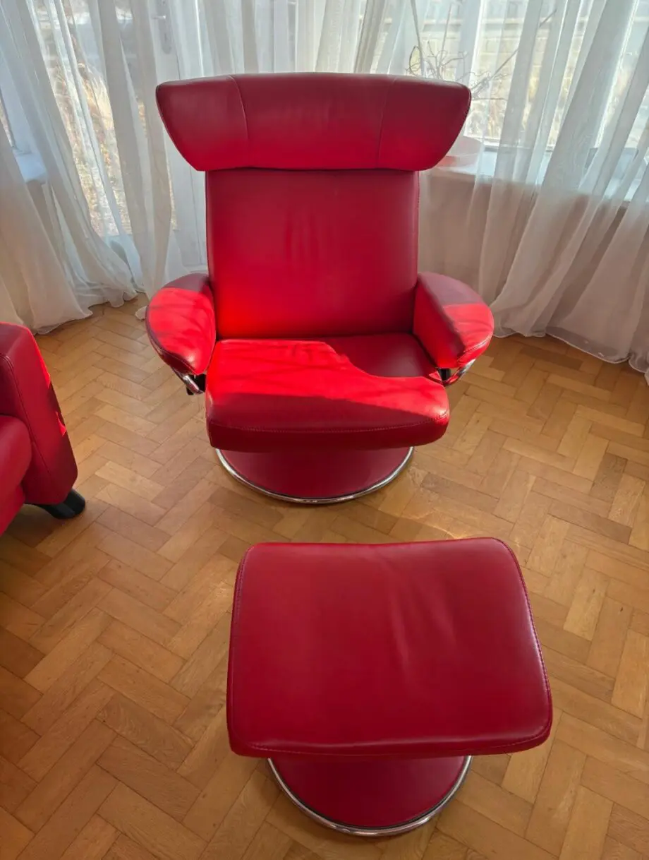 Lee Longlands Stress Less 9 recliner seat sofa, Ottoman & two recliner chairs