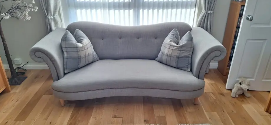 “Concerto Moray 3 Seater Chesterfield Sofa – Modern Grey Cotton Upholstery – Stylish Living Room Set”