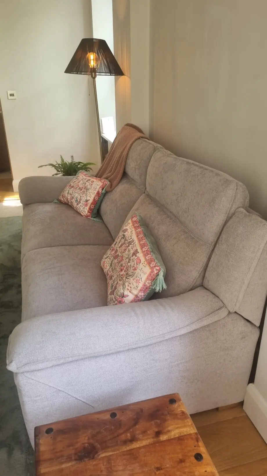 Almost new Oak Furnitureland sofa set