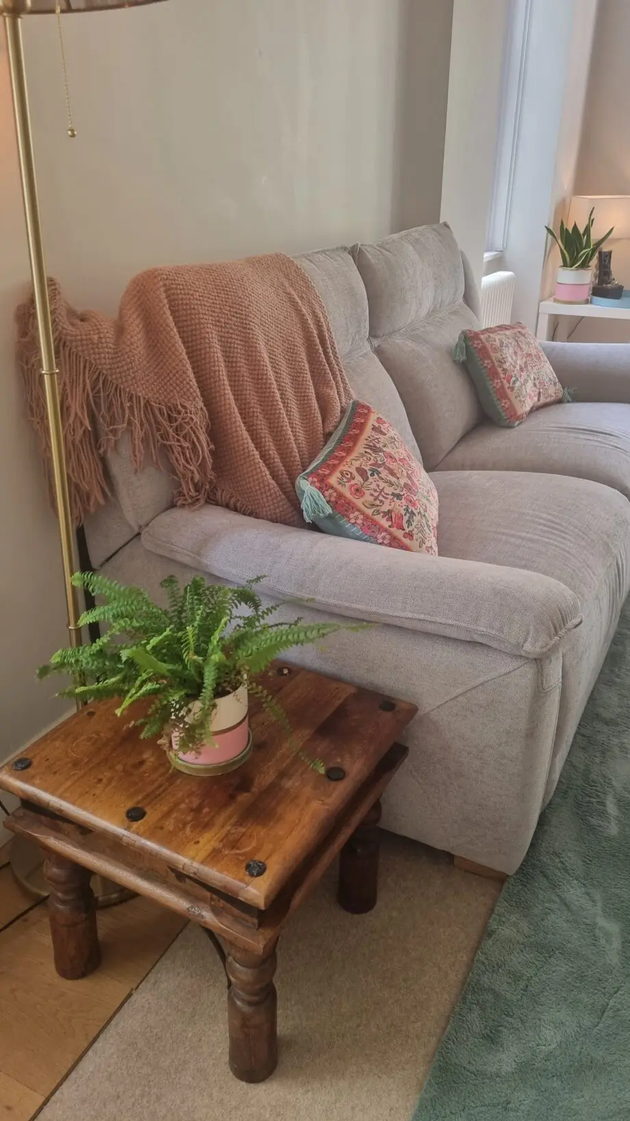Almost new Oak Furnitureland sofa set