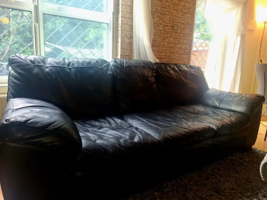 DFS sofa set