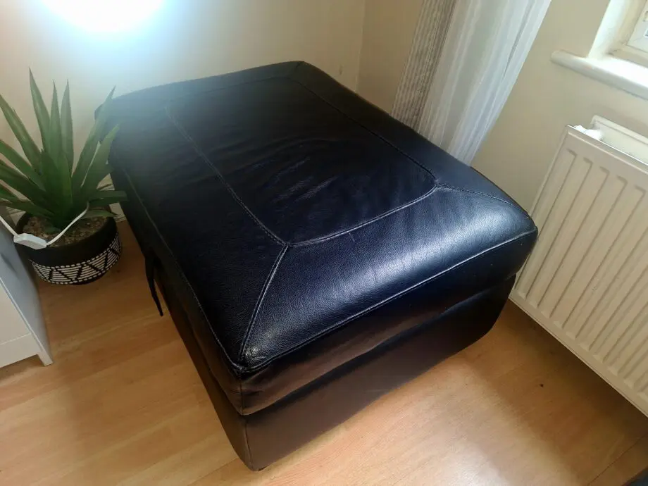DFS sofa set