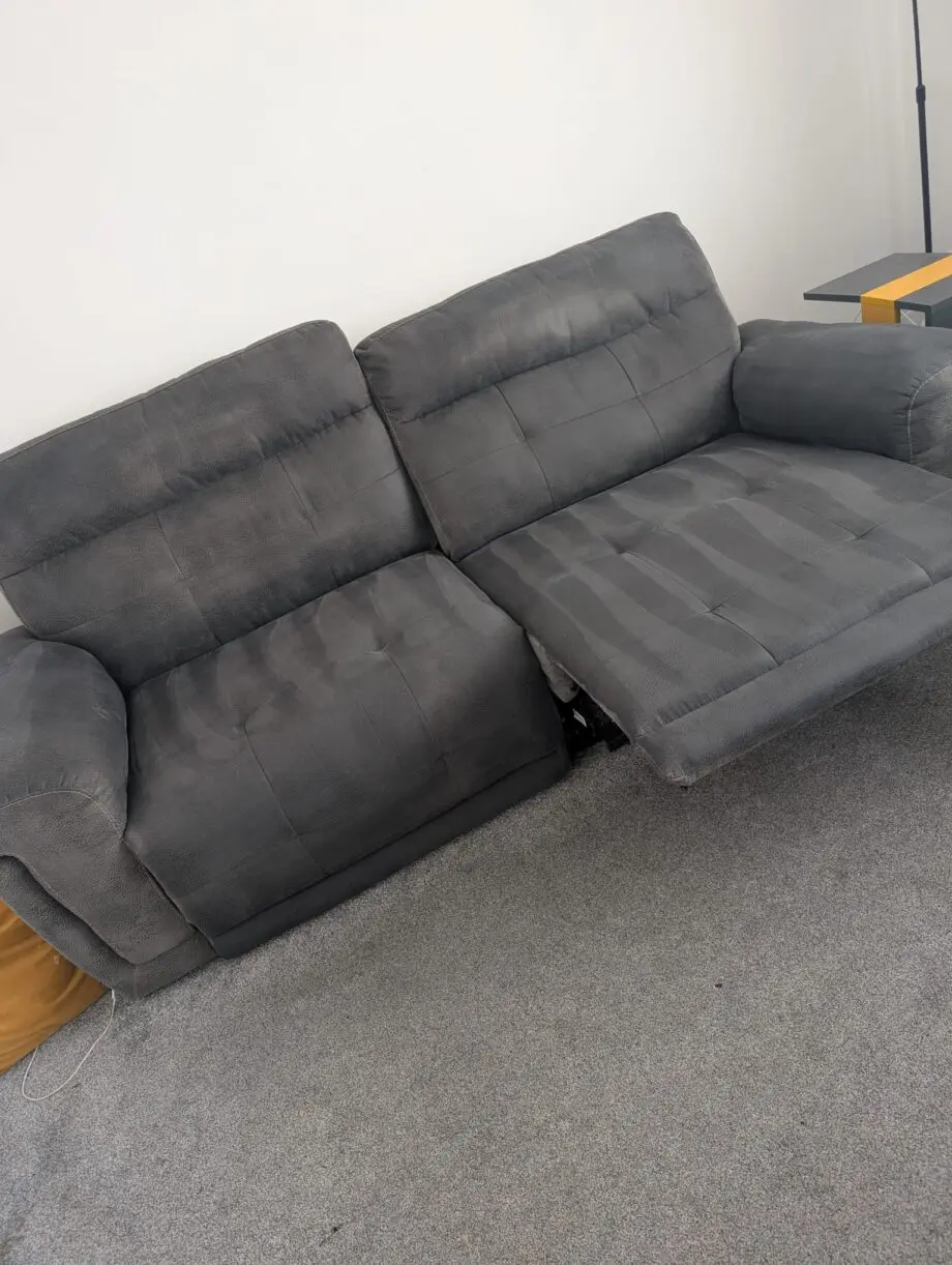 Electric reclining sofa set