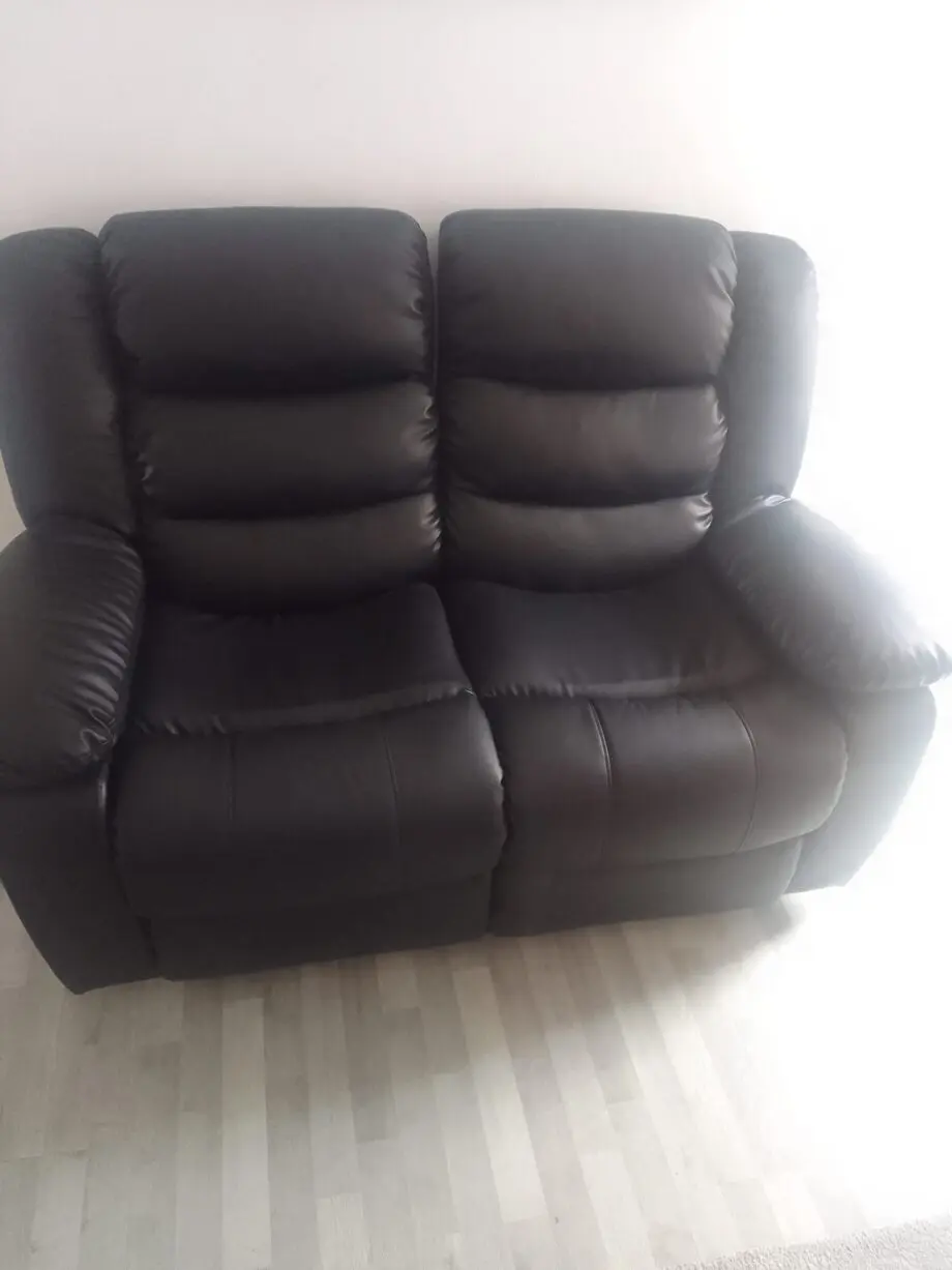 Recliner sofa