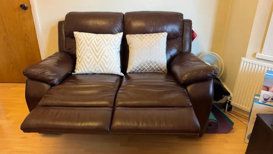 Harvey's Leather 3+2 Leather Recliner Sofa Set - Barely used