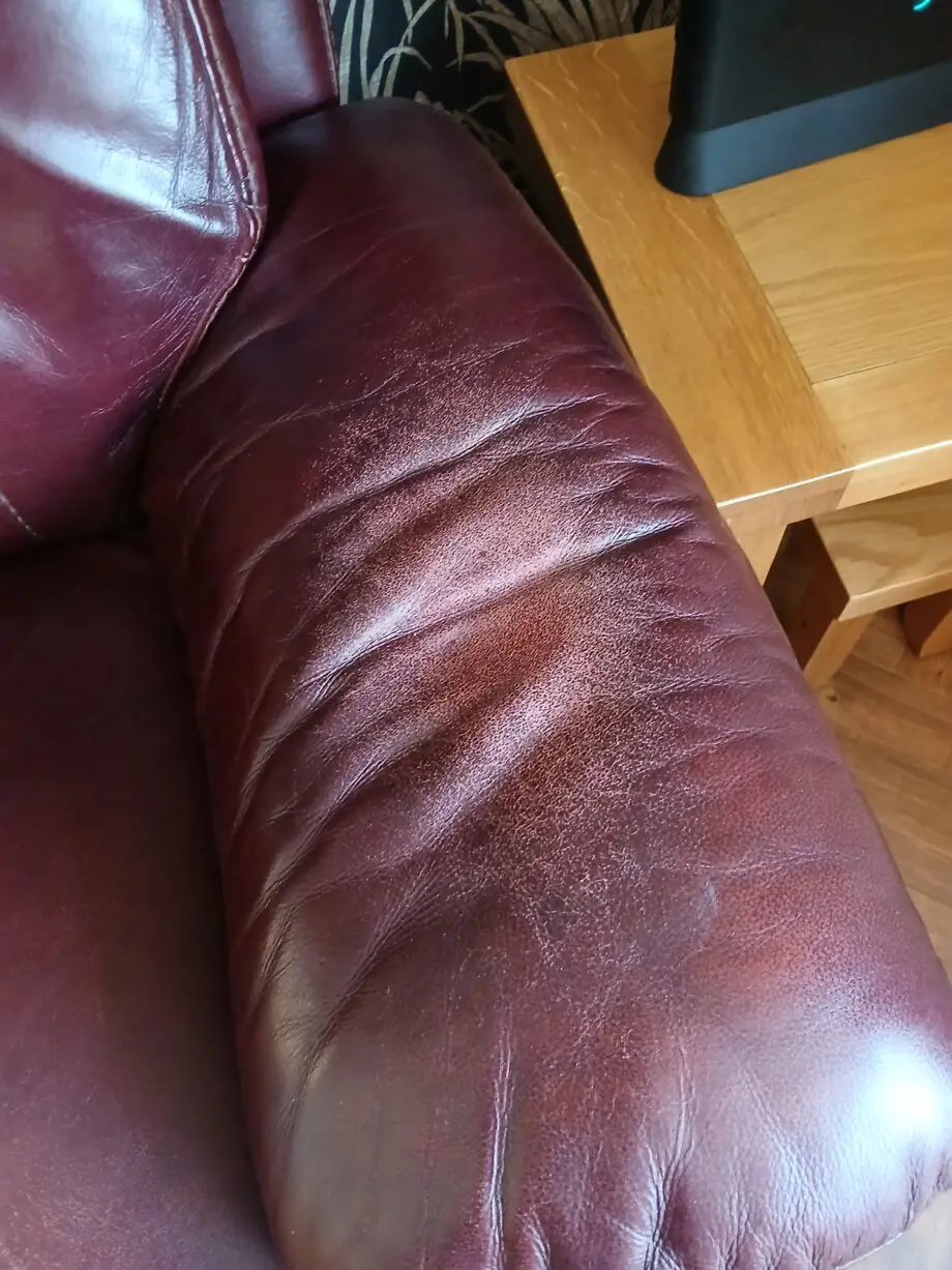 Two seater and 2 x single seat - Leather Chairs