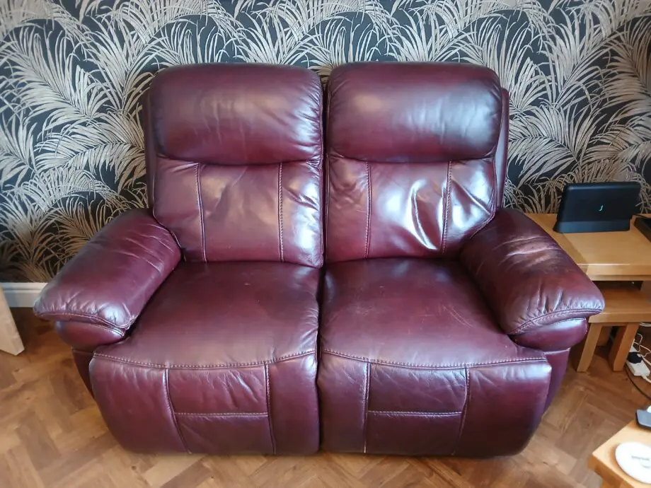 Two seater and 2 x single seat - Leather Chairs