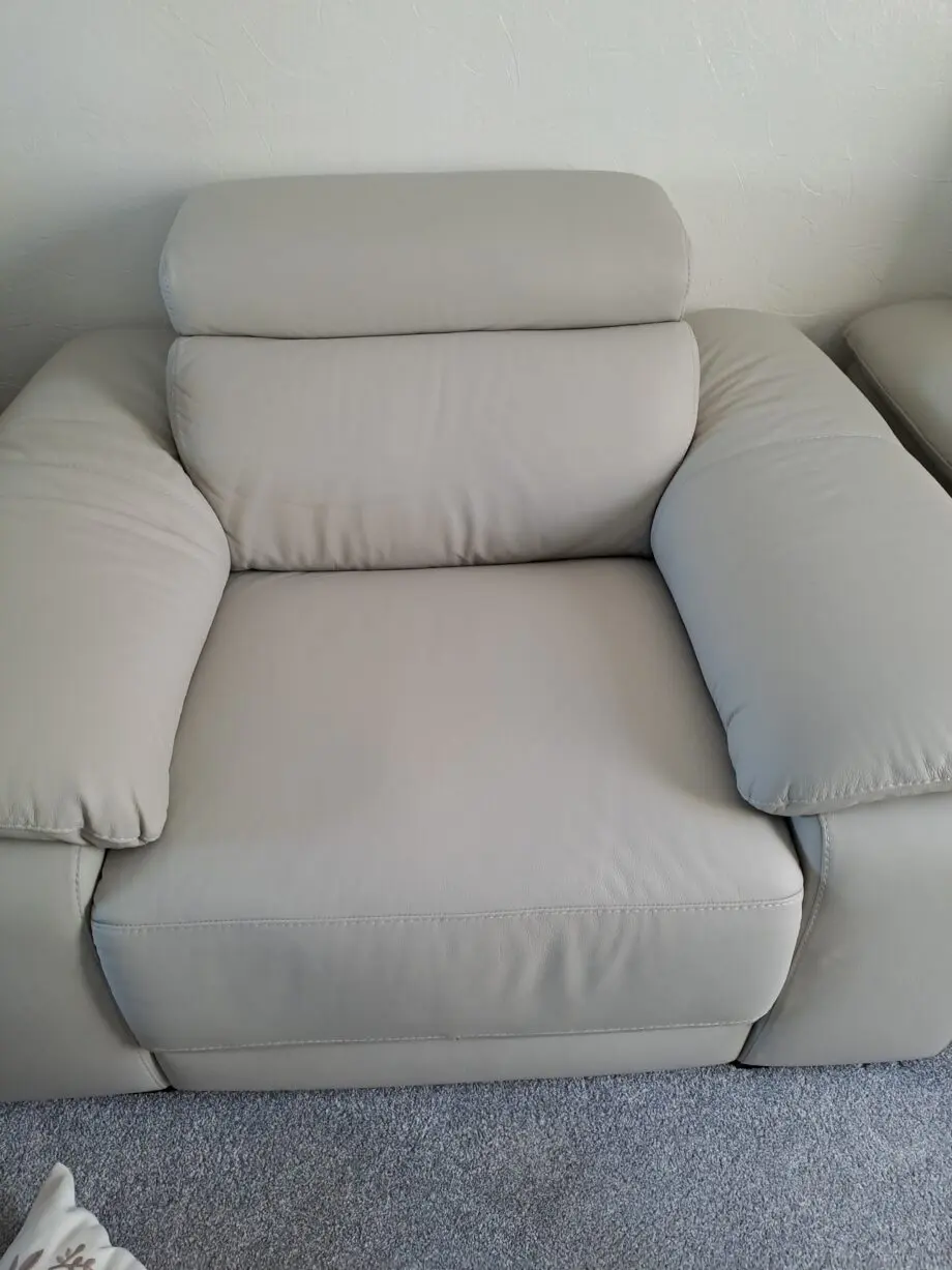 SCS Pearl Grey leather 3 piece suite
