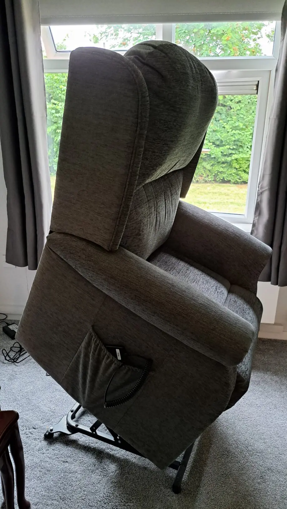 HSL - Burrows Relax Grande Dual Motor Power Rise and Recline Chair in Tate Granite (Grey) with Castors