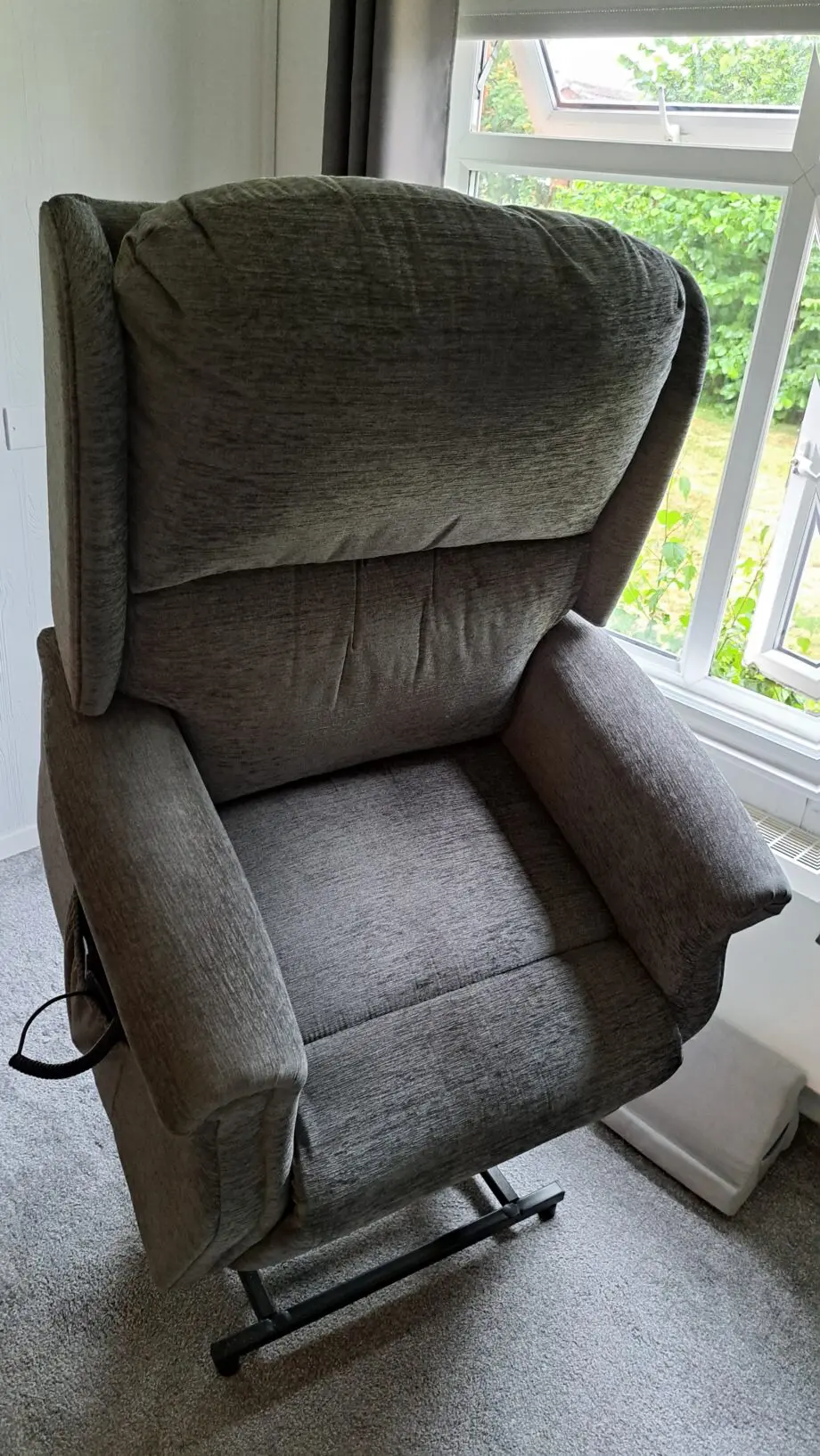 HSL - Burrows Relax Grande Dual Motor Power Rise and Recline Chair in Tate Granite (Grey) with Castors