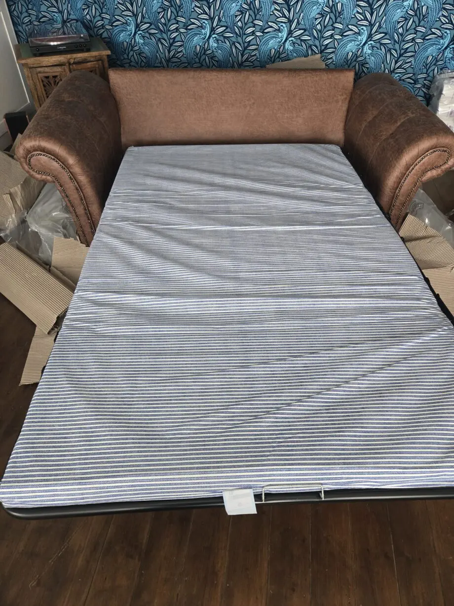 Chesterfield oakland 3 seater sofa bed