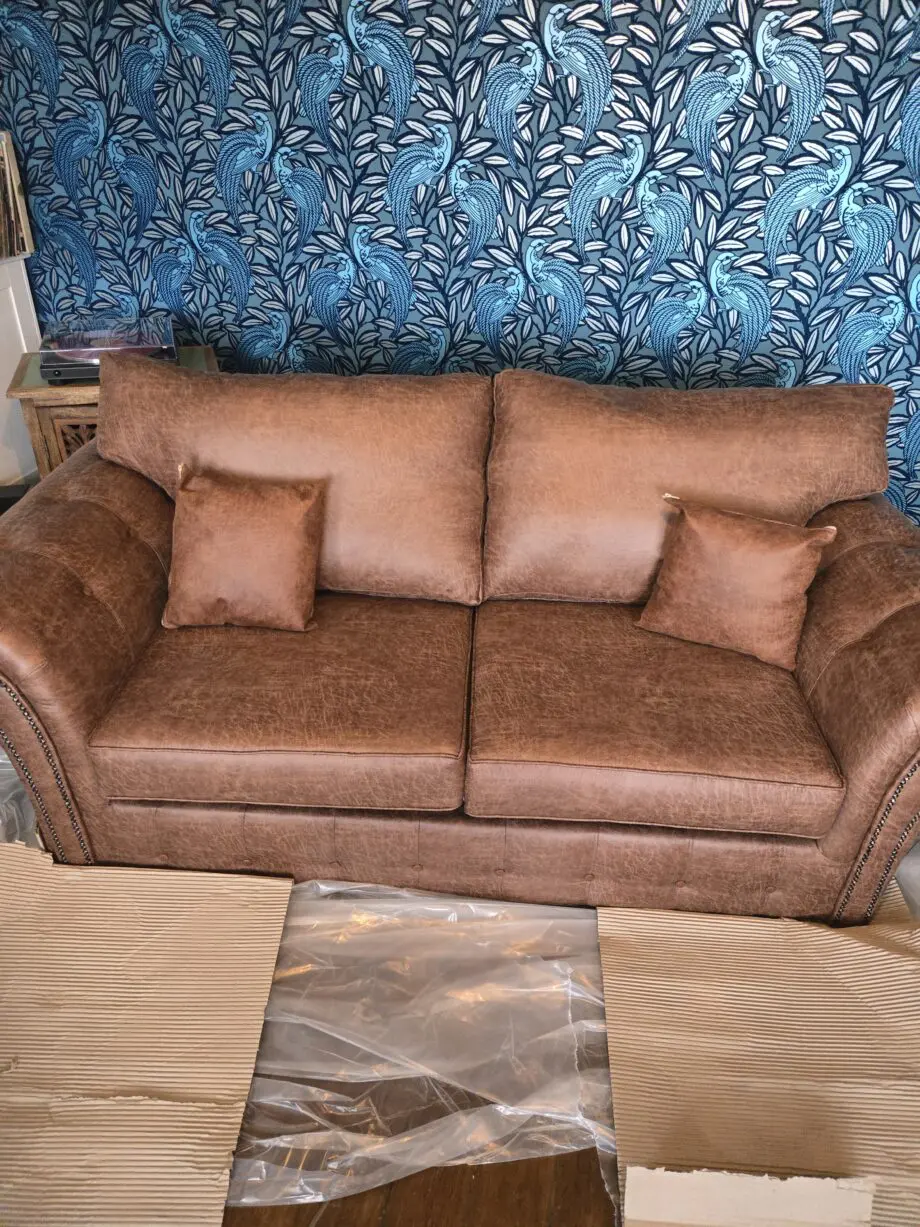 Chesterfield oakland 3 seater sofa bed