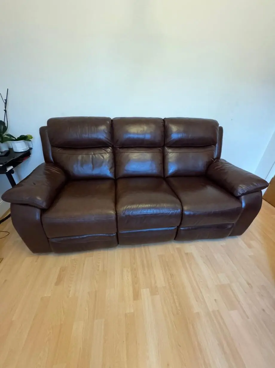 Harvey's Leather 3+2 Leather Recliner Sofa Set - Barely used