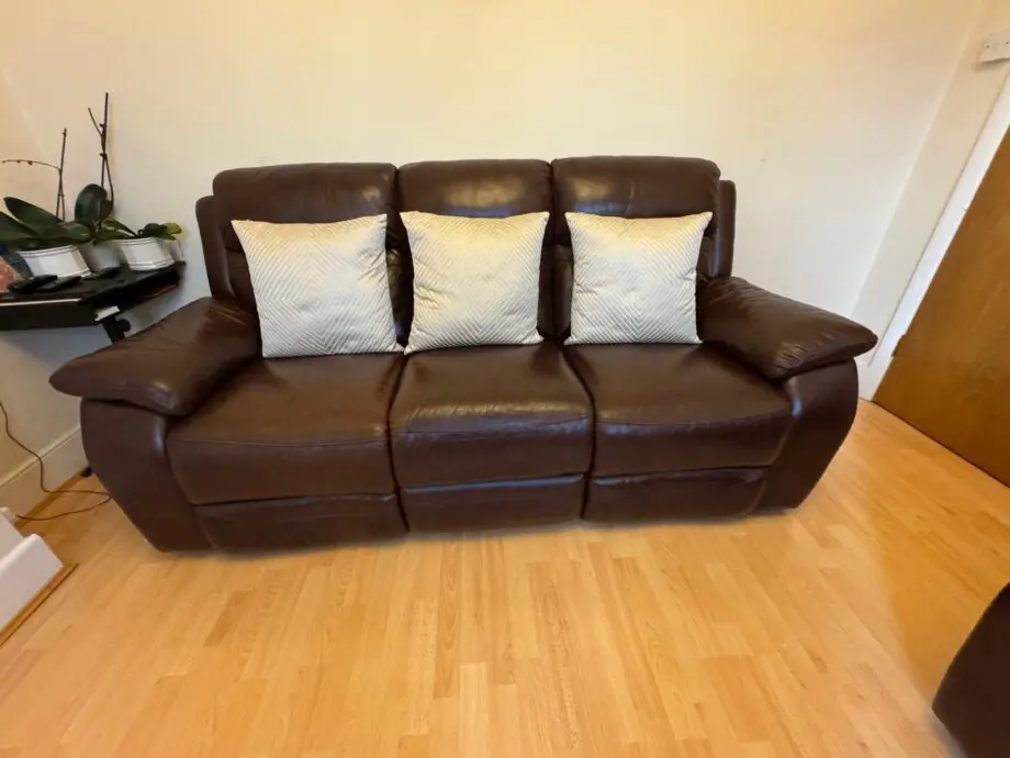 Harvey's Leather 3+2 Leather Recliner Sofa Set - Barely used