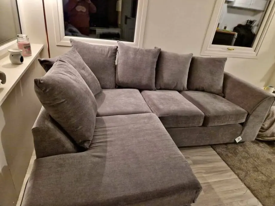 4 seater L shape sofa