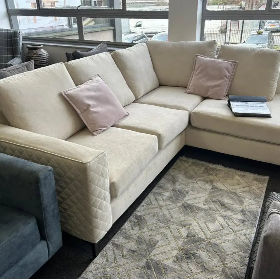 Chelsea Corner Sofa With Chrome Legs