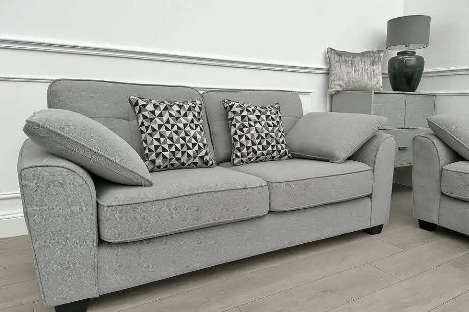 Lovely 3 Seater & 2 Seater Sofa !! 3+2 Seater Grey Sofa Set !! Fixed Back Cushions !! COD