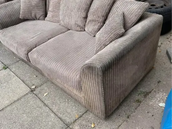 3 seater sofa with cuddle chair