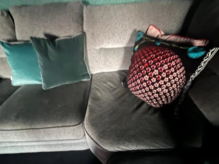 Lovely Grey Fleck Corner Sofa