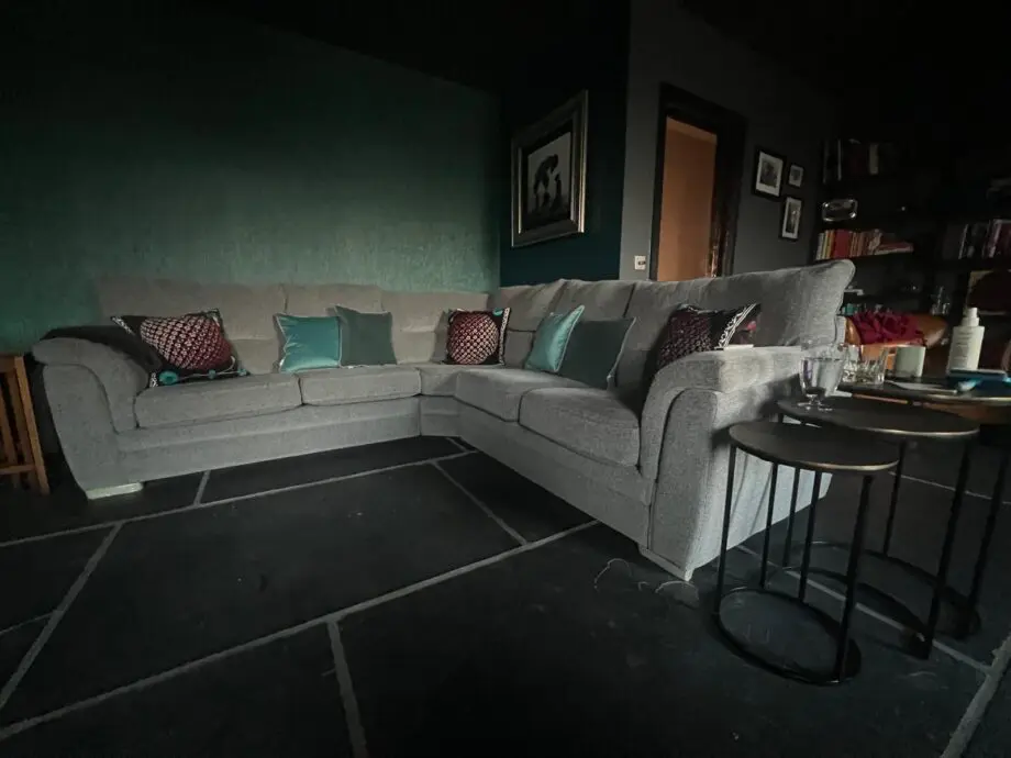 Lovely Grey Fleck Corner Sofa