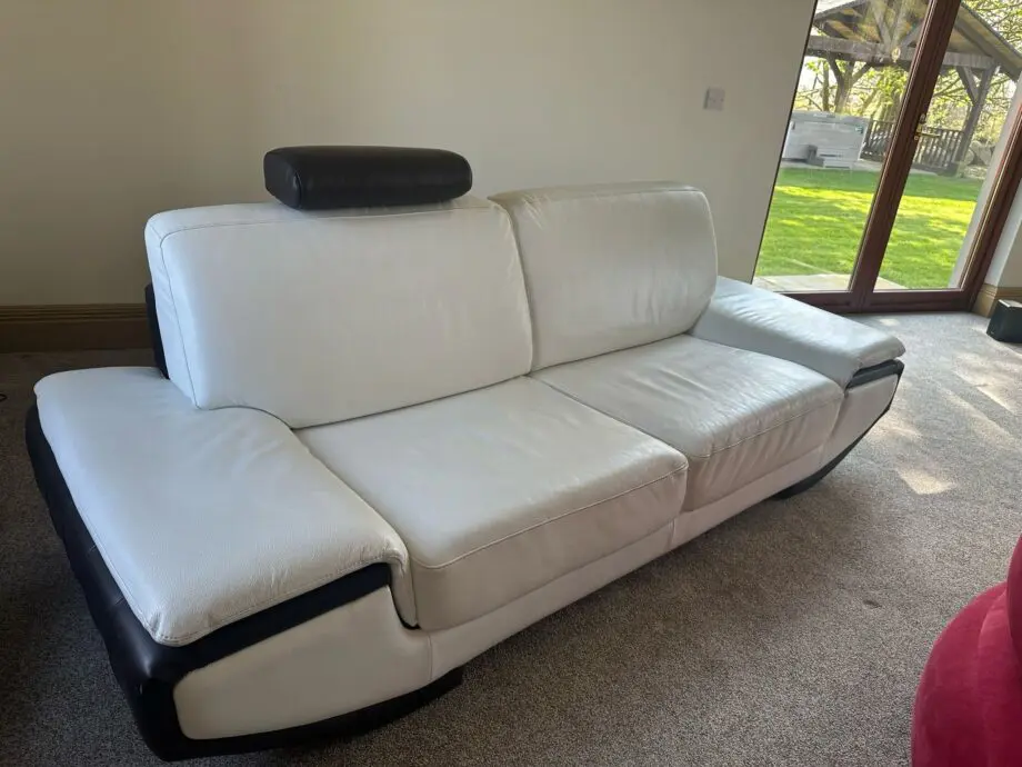 Calia Maddalena Nirvana leather sofas