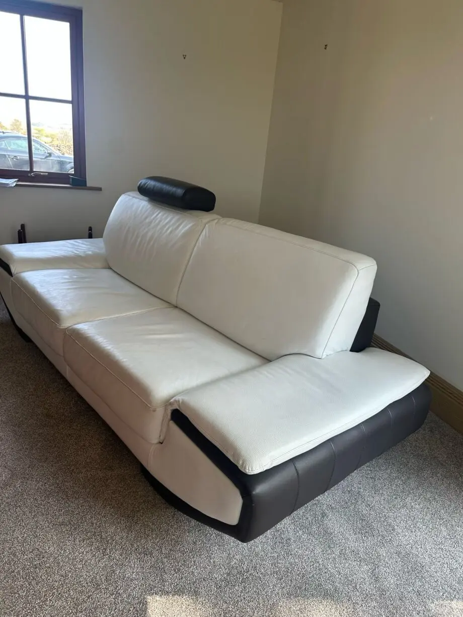 Calia Maddalena Nirvana leather sofas