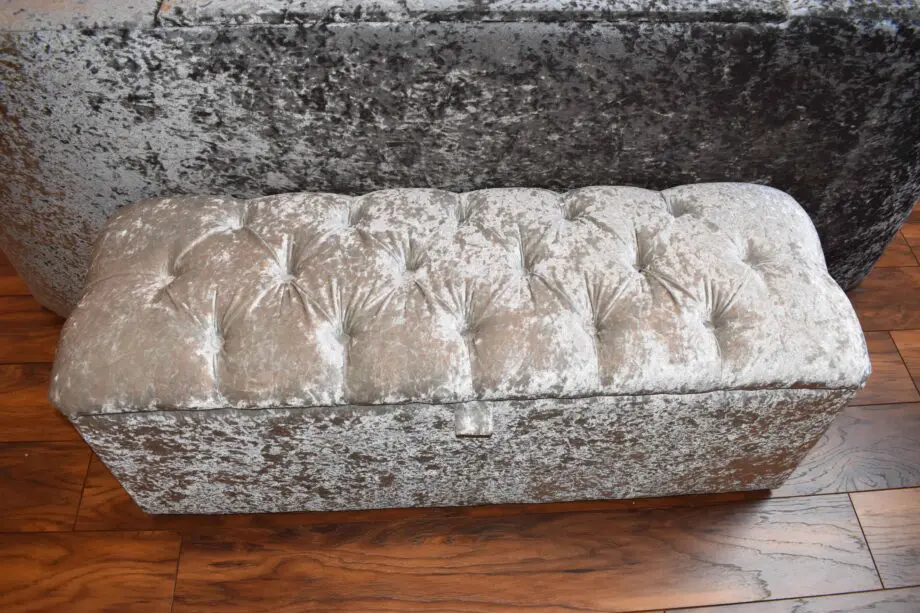 DFS Stylish Storage Ottoman – Crushed Velvet Silver