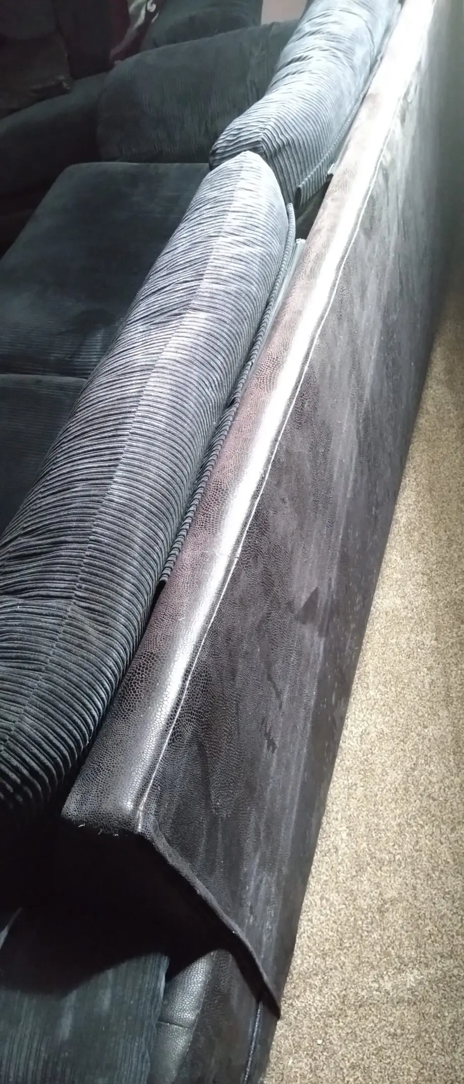 CSL Stellor 3 Str Ripple Black/Aubergine 3 STR, 2 STR and F/Stool Sofa Set