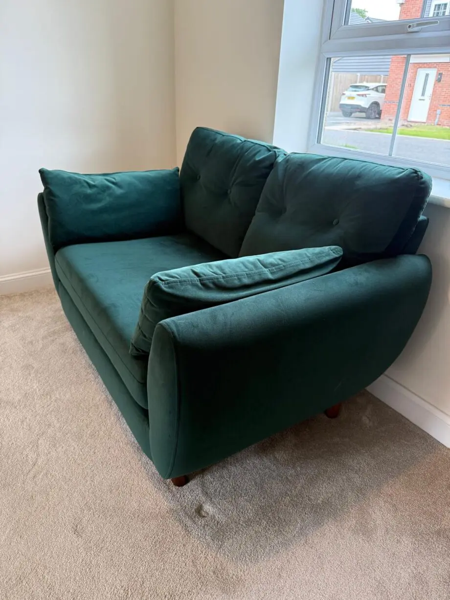 2 Wilson Buttoned Back Sofas (4 seater + 2 seater)