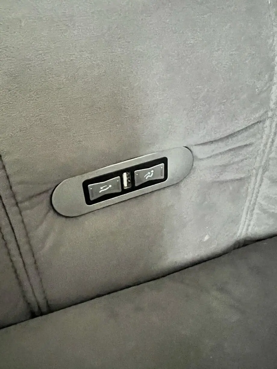 3 seater power recliner