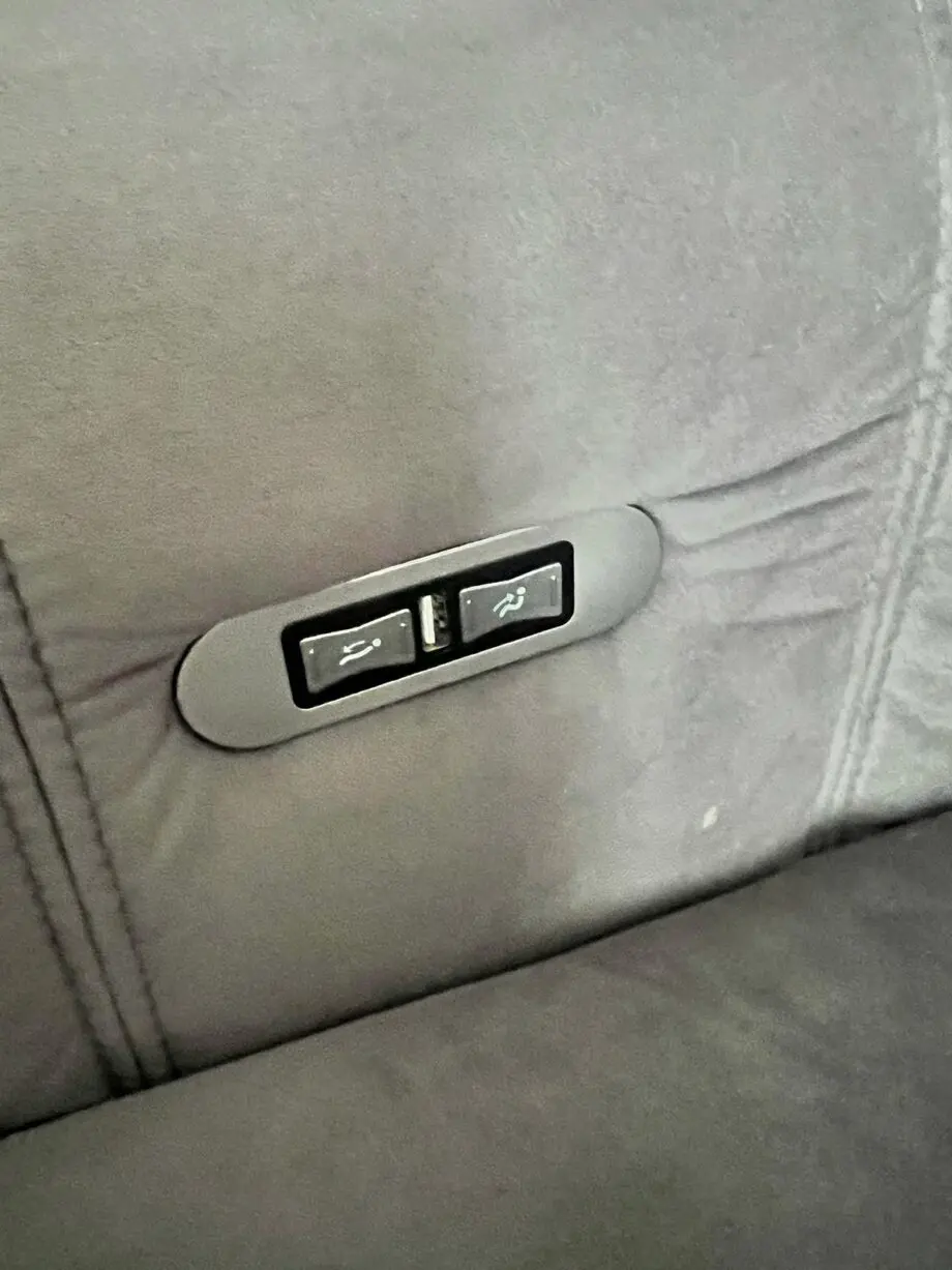 3 seater power recliner