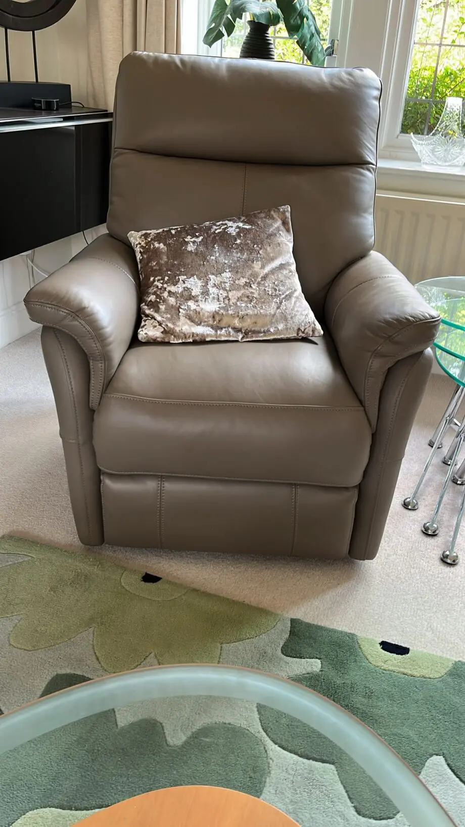 3 Lazy Boy Electric Recliner Sofa + Chairs Leather