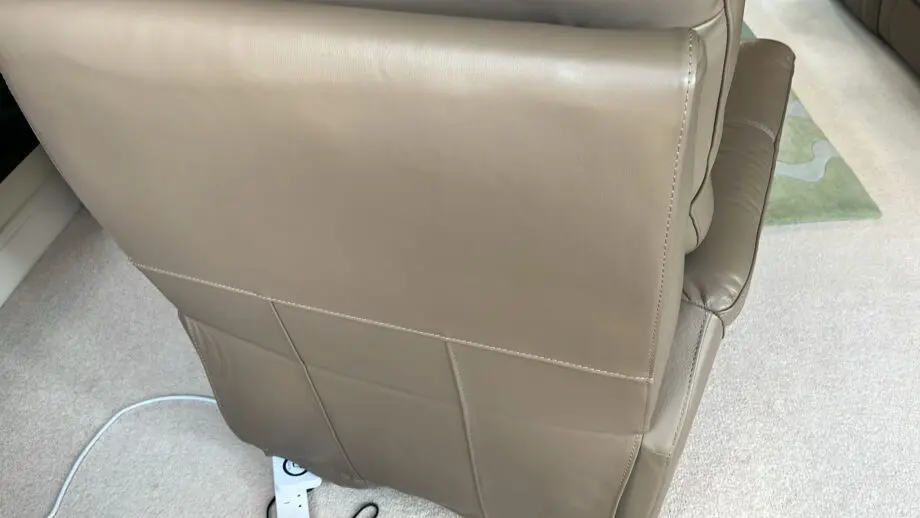 3 Lazy Boy Electric Recliner Sofa + Chairs Leather
