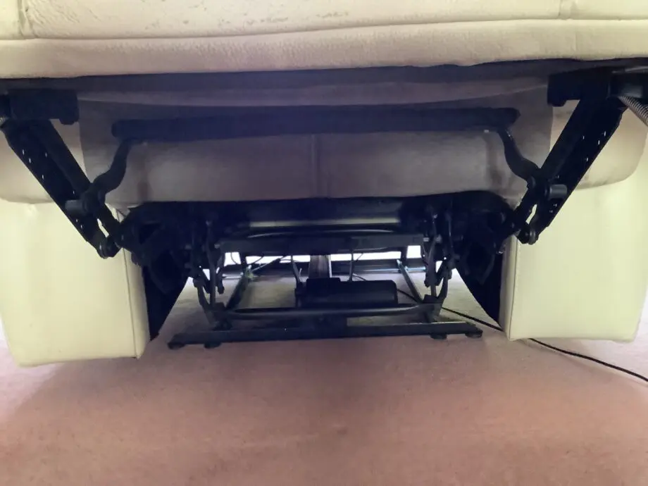 Fully functional leather electric chair