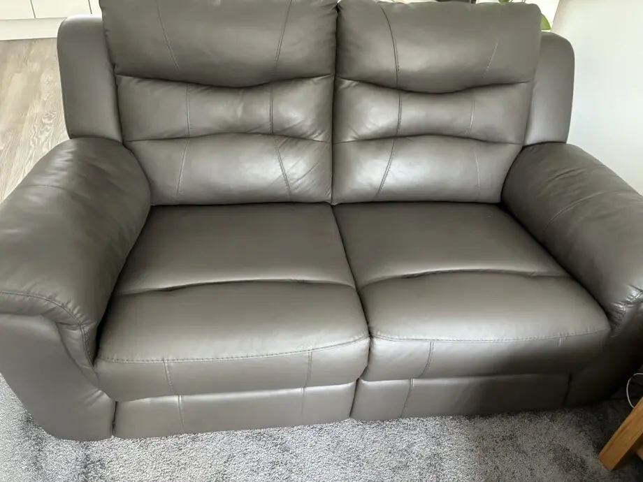 SCS AXEL 3 SEATER MANUAL RECLINER SOFA AND 2 SEATER MANUAL RECLINER SOFA DARK GREY/SELF STITCH LEATHER