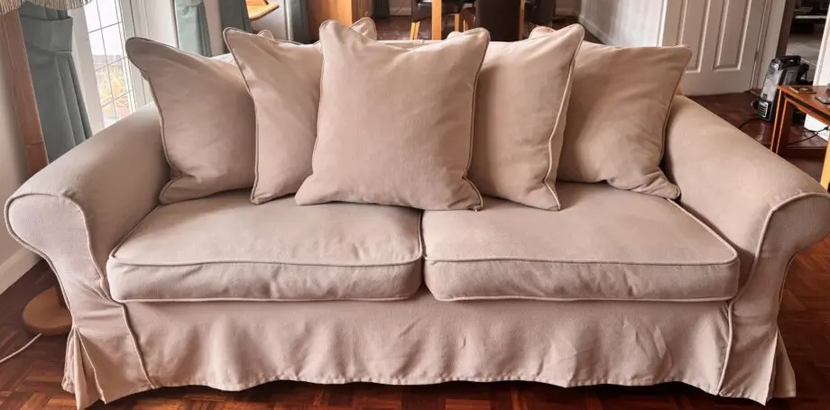 Beige/cream fabric 3-seater sofa
