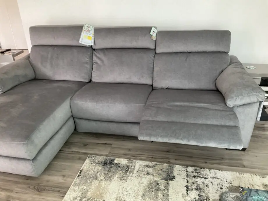 Natuzzi Estremo 3 Seater Sofa with Electric Chaise & One Recliner - Grey Afrodite